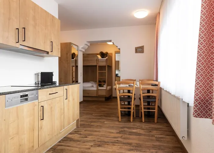 Aparthotel Pitztal Living 3*