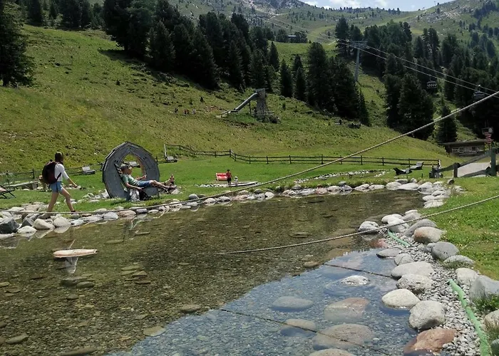 アパートホテル Pitztal Living