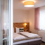 Apart-hotel Pitztal Living Jerzens
