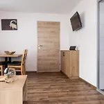Apart-hotel Pitztal Living 3*