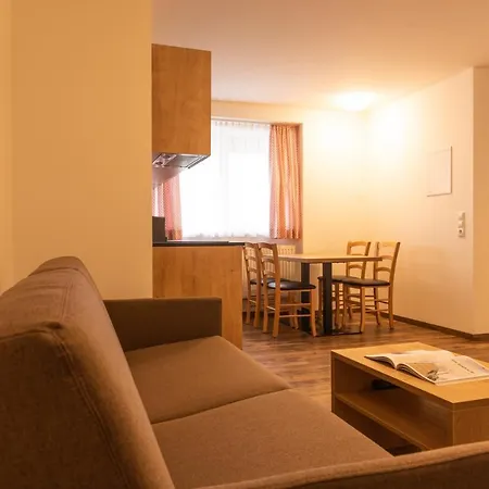 Lägenhetshotell Pitztal Living Jerzens